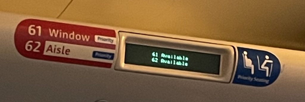 Affichage des disponibilités des sièges dans le train